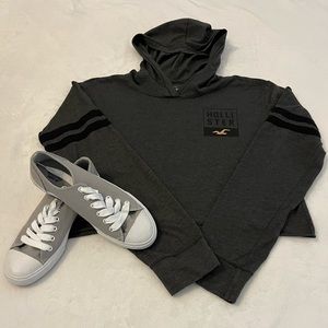 Hollister Long Sleeve Crop Hooded T-Shirt